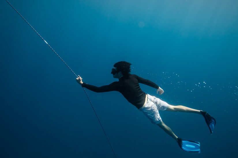 freediving in fiji